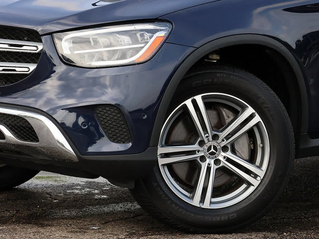 Used 2022 Lunar Blue Metallic Mercedes-Benz GLC 300 image 4