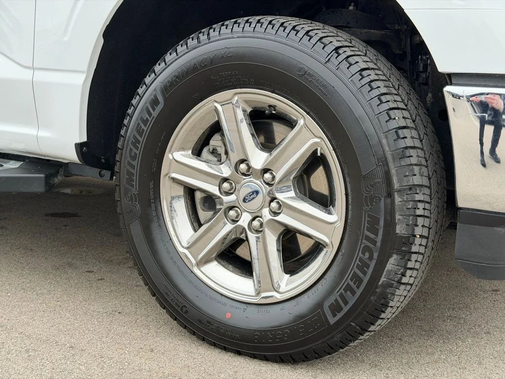 Used 2024 White Ford XLT image 24
