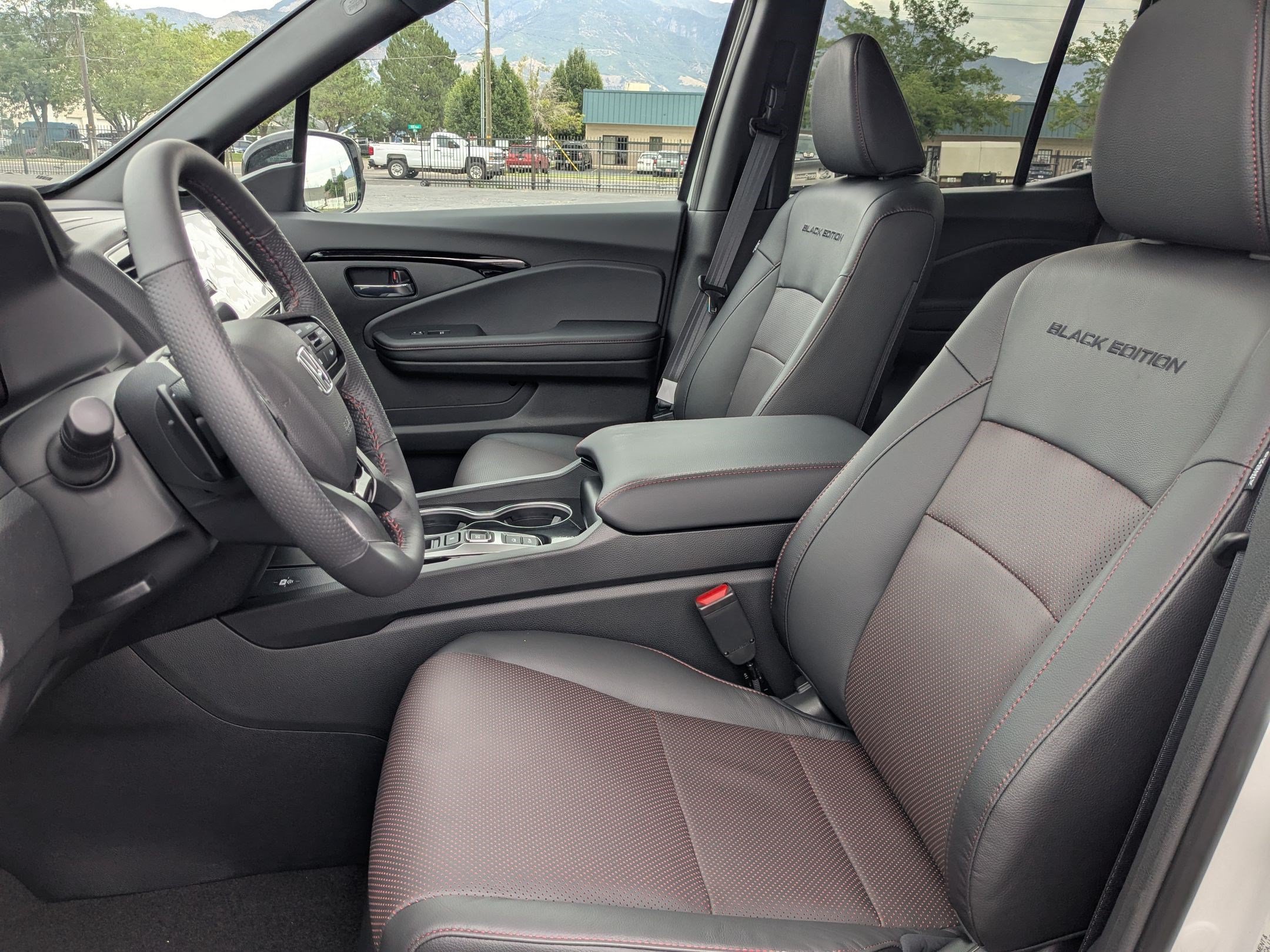 New 2026 Platinum White Pearl Honda Black Edition image 22