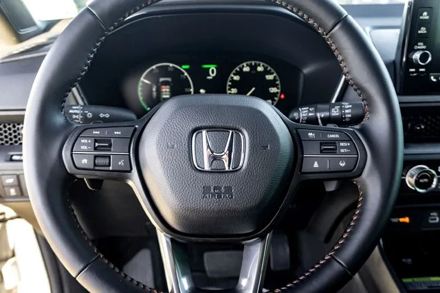 Certified Used 2025 Platinum Honda Sport-L image 17
