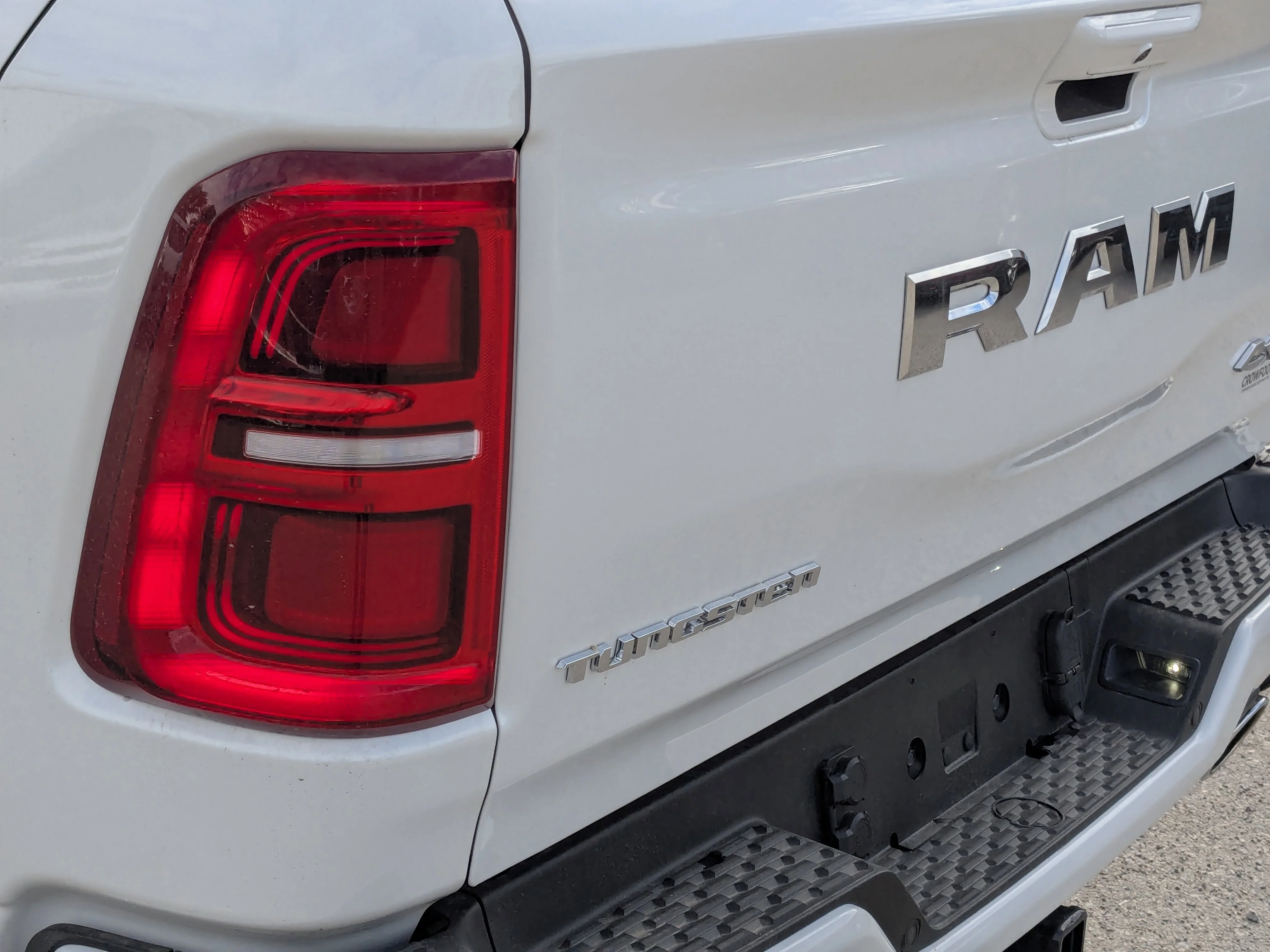New 2026 White RAM Tungsten - - Hurricane HO Turbo - Prem Lthr - E-Locker Axle - Trailer Brake - 8-Spd Auto & More! image 11