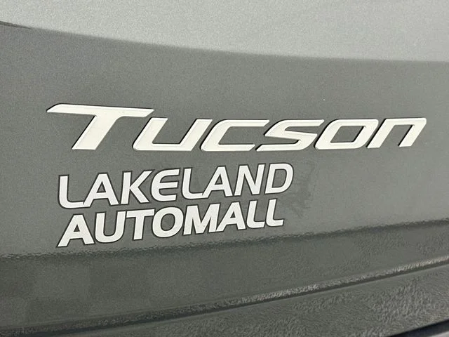 New 2026 Hyundai TUCSON HYBRID SEL