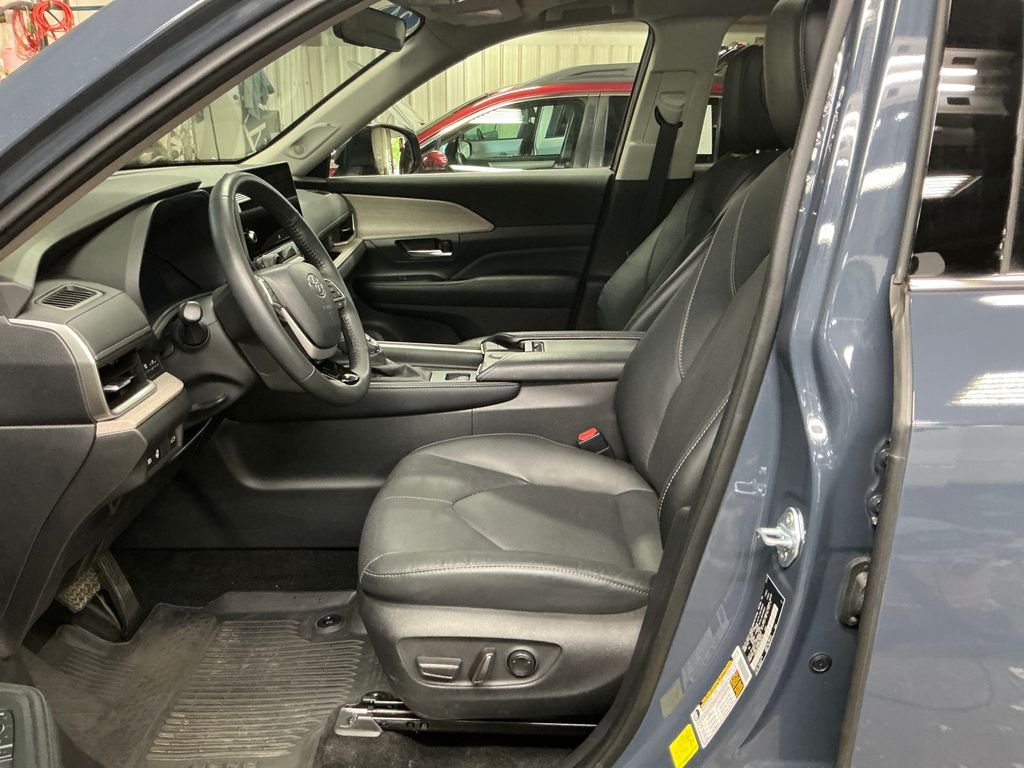 Used 2024 White Toyota Limited image 13