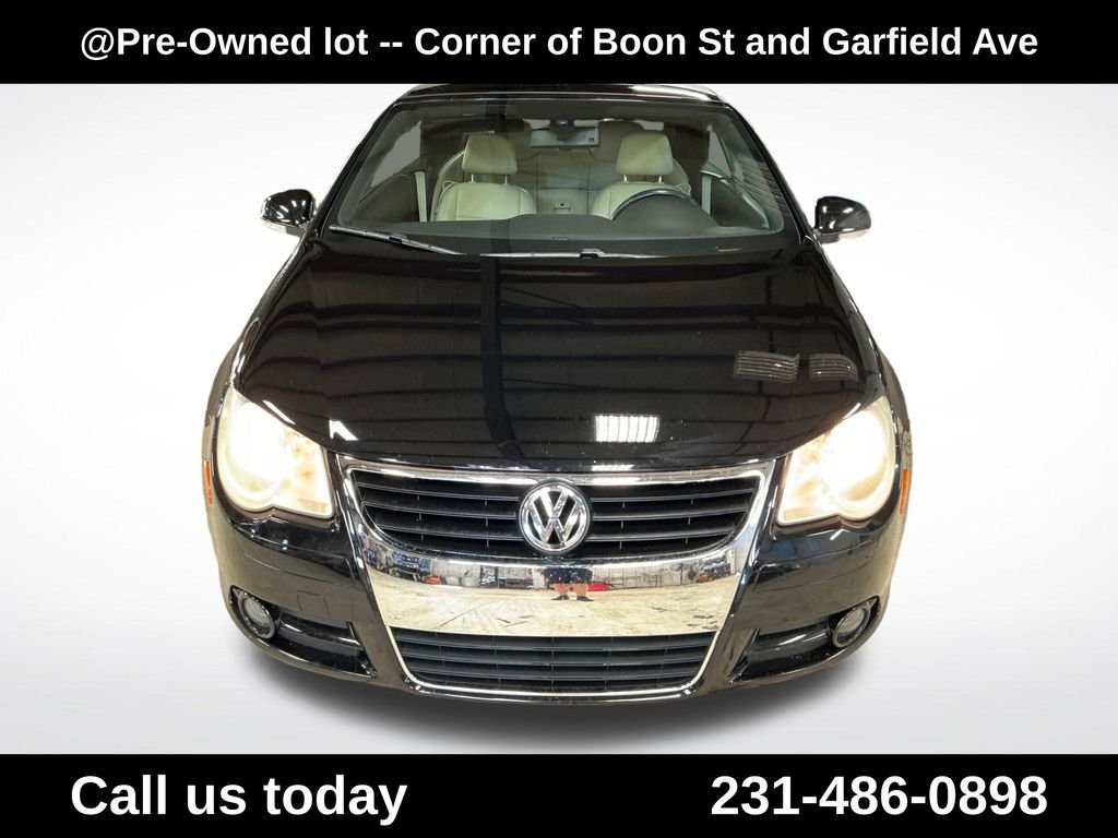 Used 2007  Volkswagen 2.0T image 8
