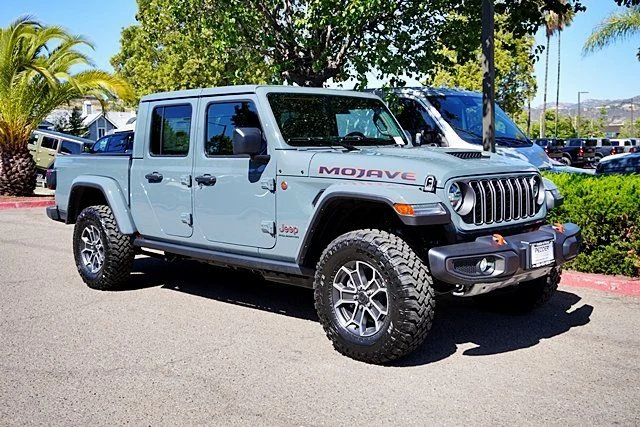 New 2026 Anvil Clear-Coat Exterior Paint Jeep Mojave image 7