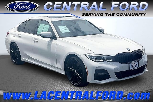 2020 BMW 3 Series 330i Sedan's photo