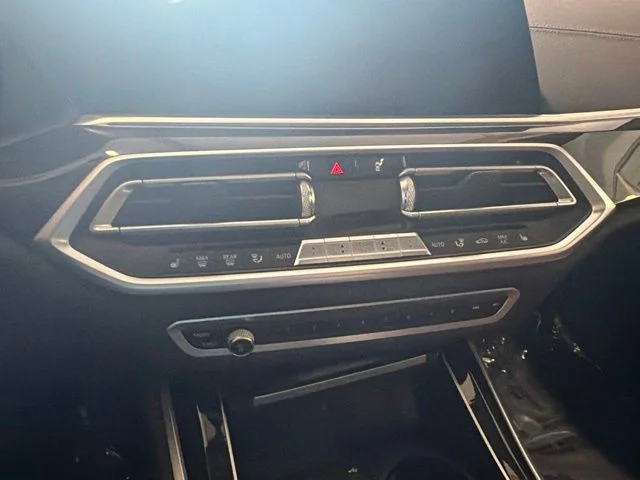 Used 2019 Blue BMW xDrive40i image 45