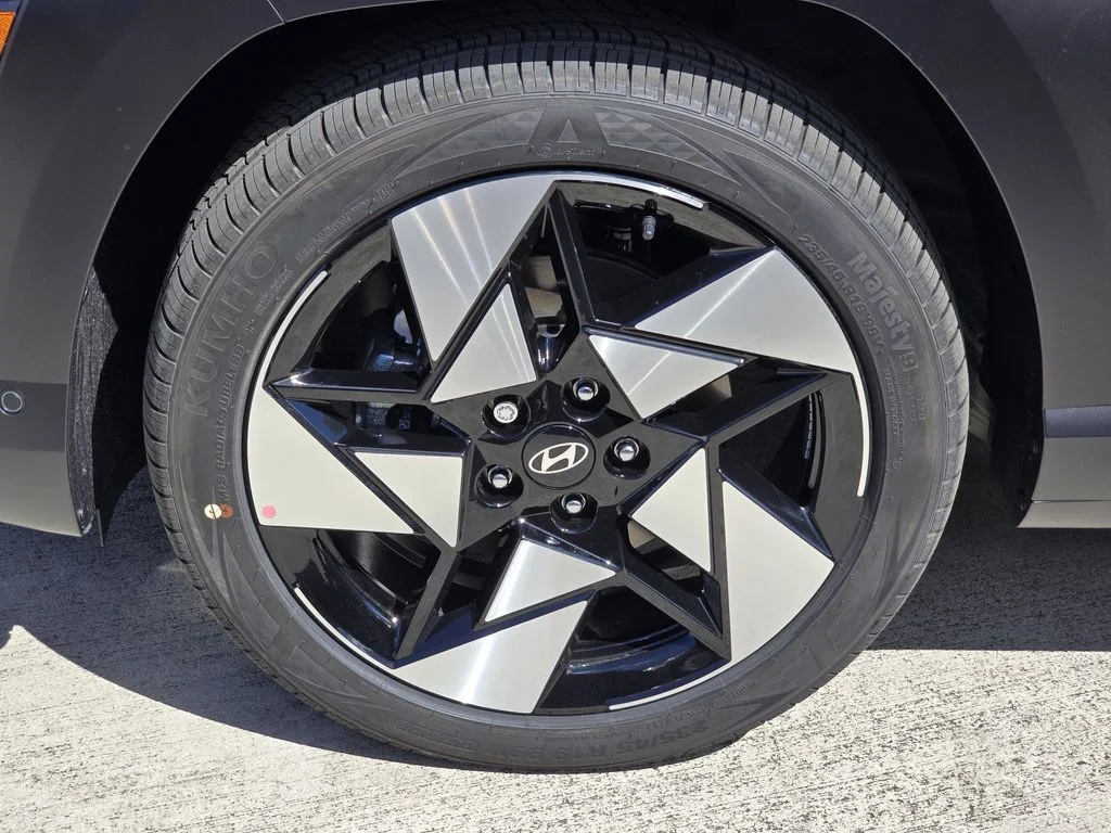 New 2026 Black Hyundai Limited image 5