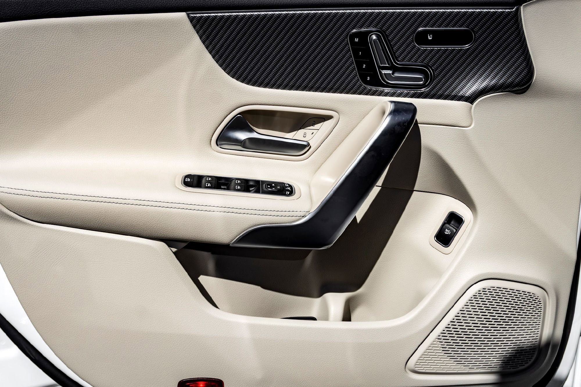2025 Mercedes-Benz CLA CLA 250 - Photo 32