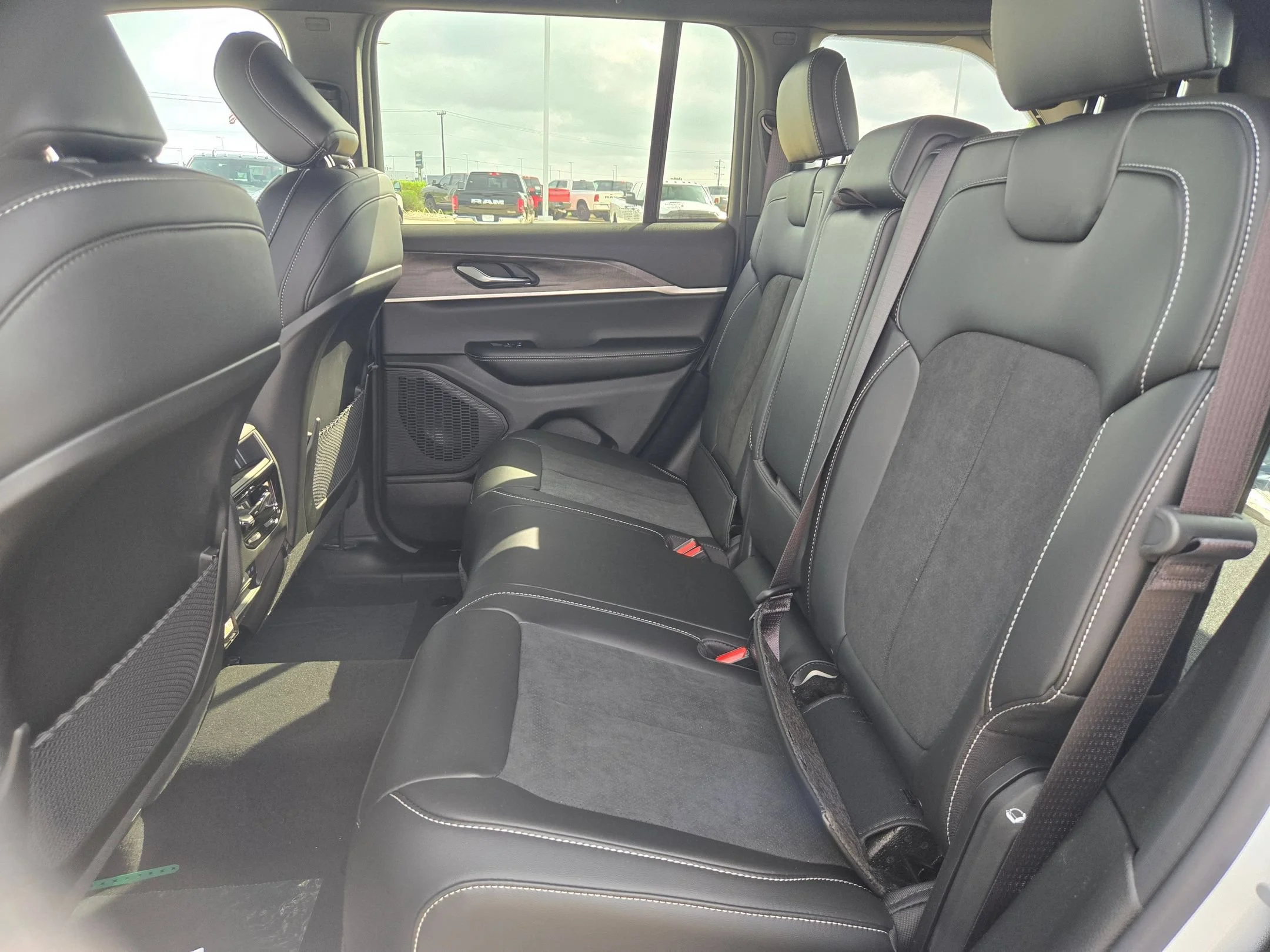 New 2026 Bright White Clearcoat Jeep Altitude image 12