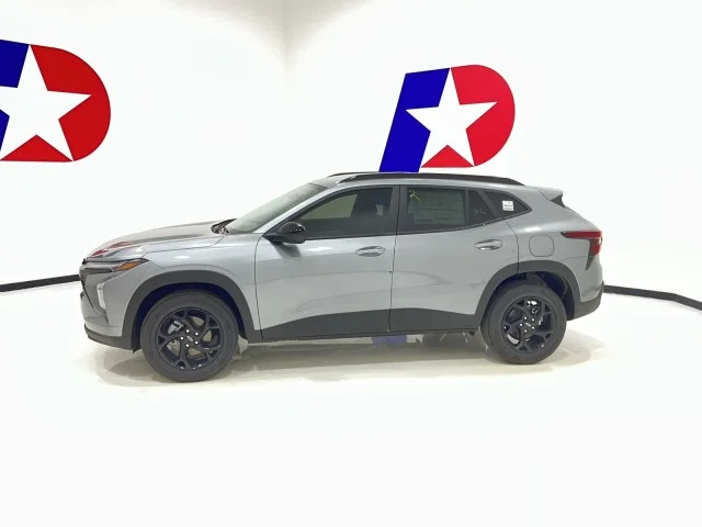 2026 Chevrolet Trax LT - Photo 9