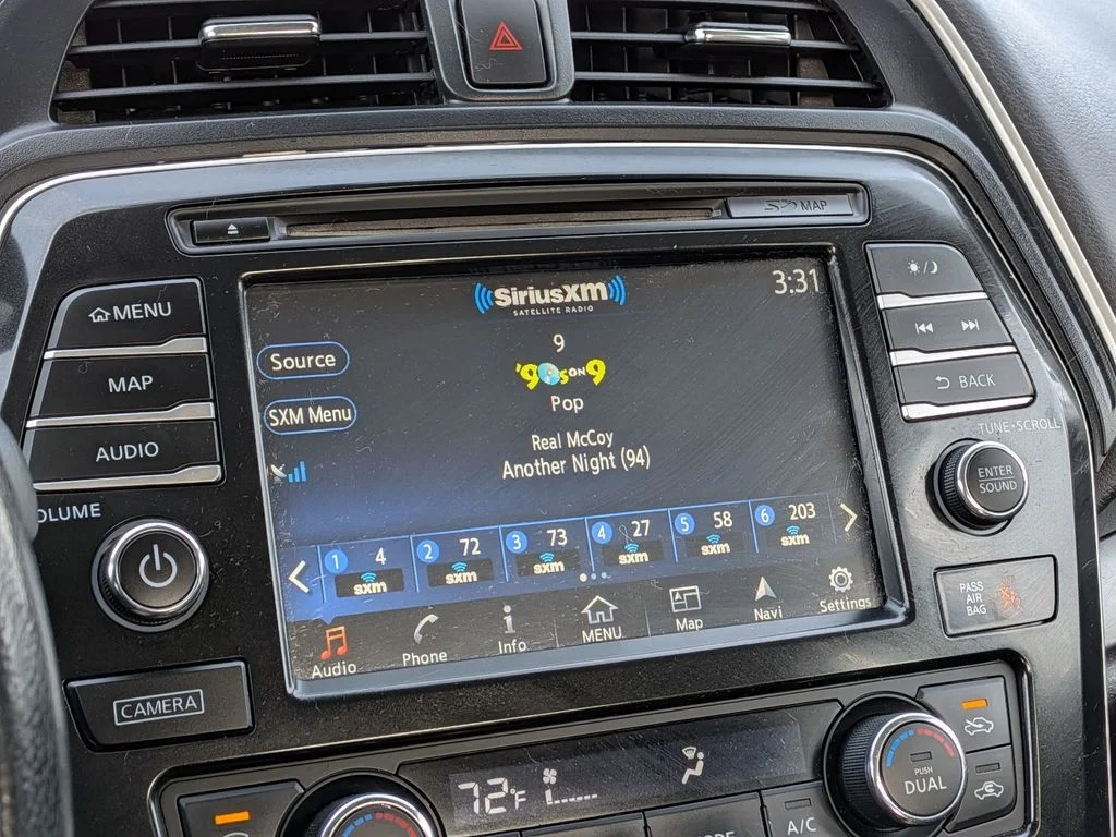 Used 2017 Blue Nissan 3.5 S image 17