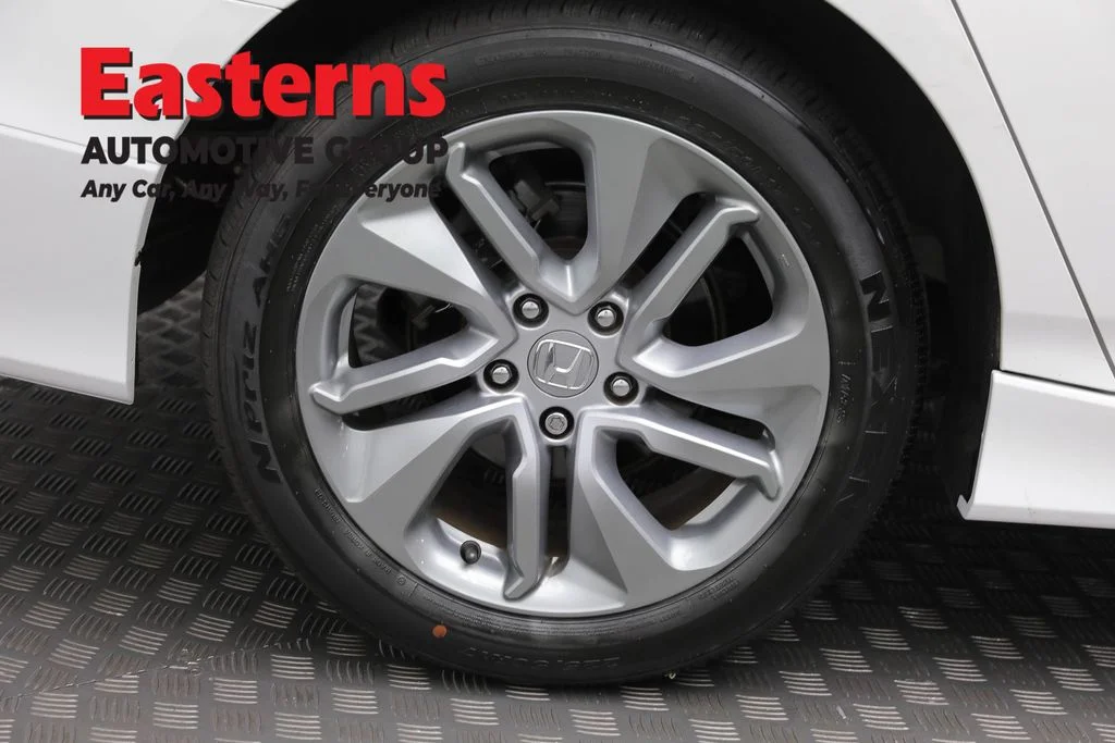 Used 2020 White Honda LX image 28
