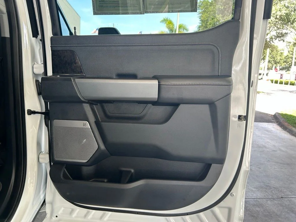 Used 2025 White Ford XL image 36