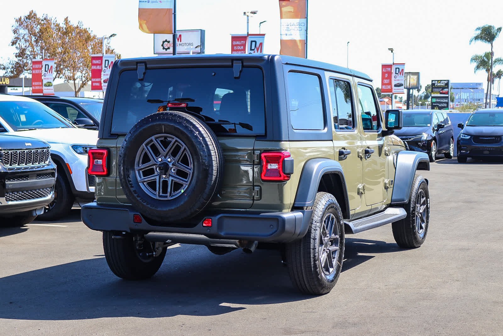 New 2027 41 Paint Jeep Sport S image 4