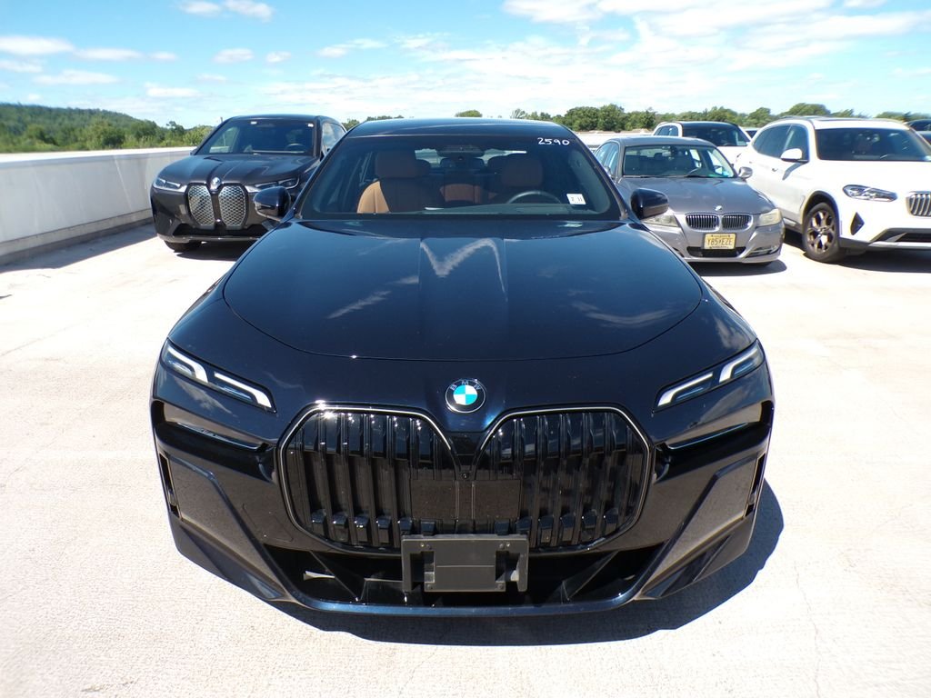 Used 2026 Black BMW 740i xDrive image 2
