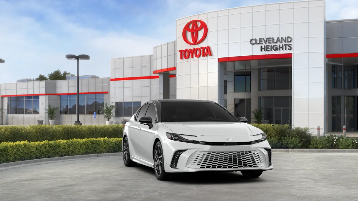 New 2026 Wind Chill Pearl with Midnight Black Metallic roof Toyota XSE image 24
