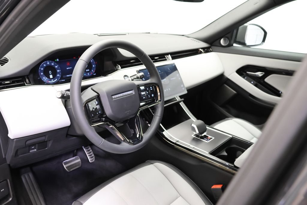 New 2026 Carpathian Grey Land Rover Hoxton Edition image 28