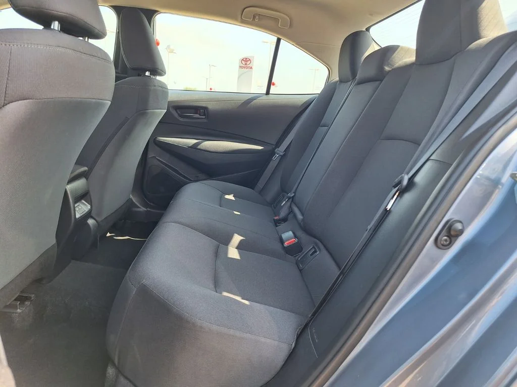 Used 2025  Toyota LE image 21