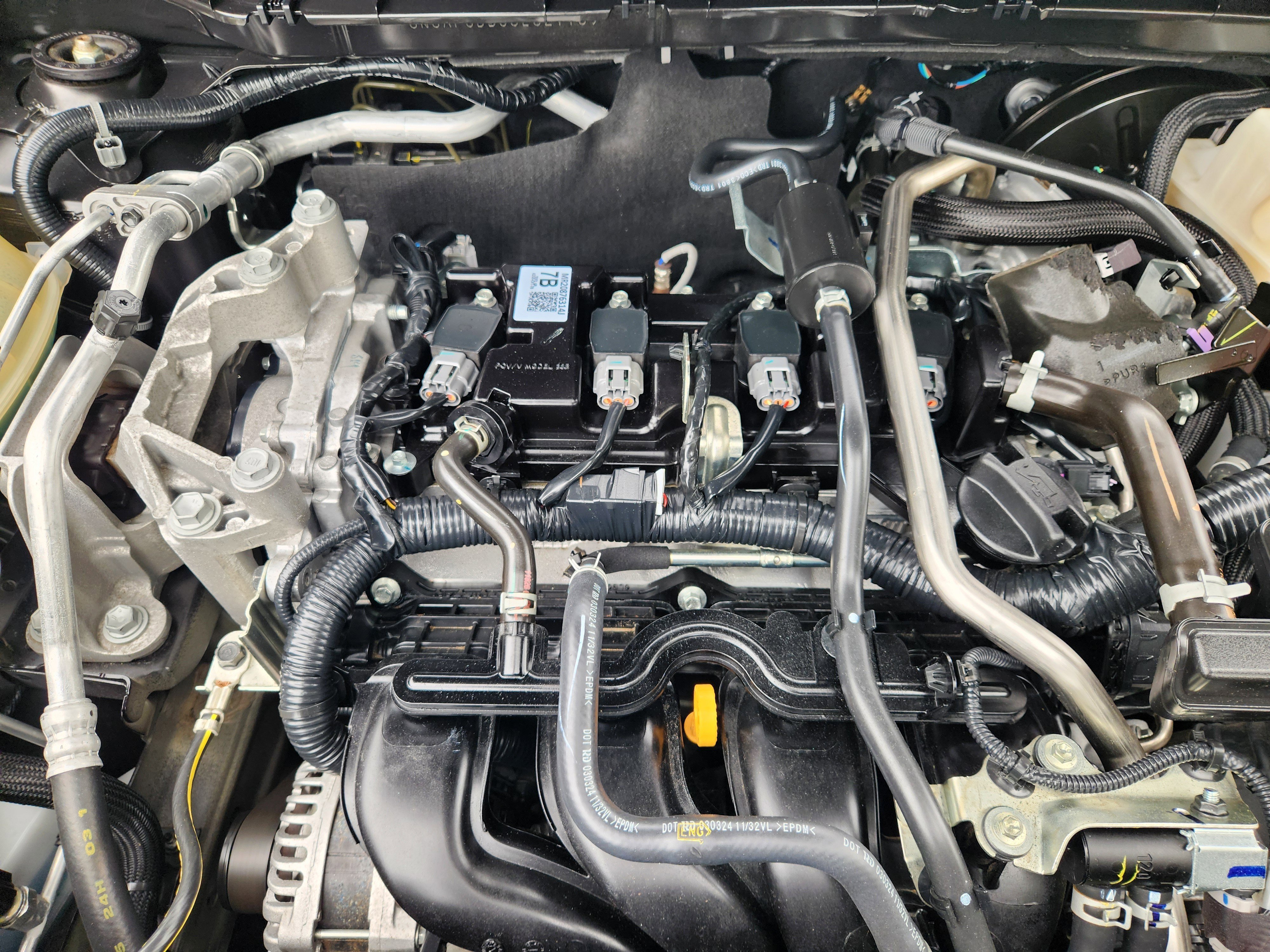 Certified Used 2025  Nissan SR image 31