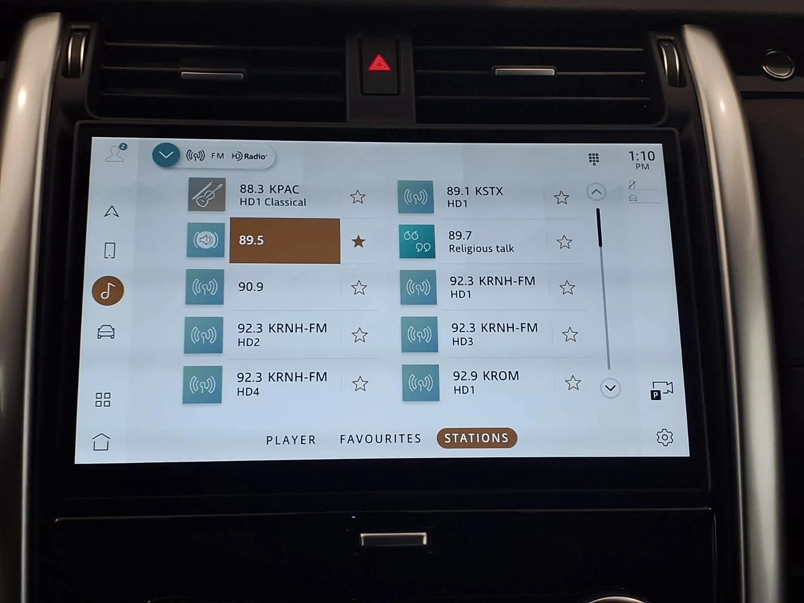 Used 2025 Eiger Grey Metallic Land Rover S image 15