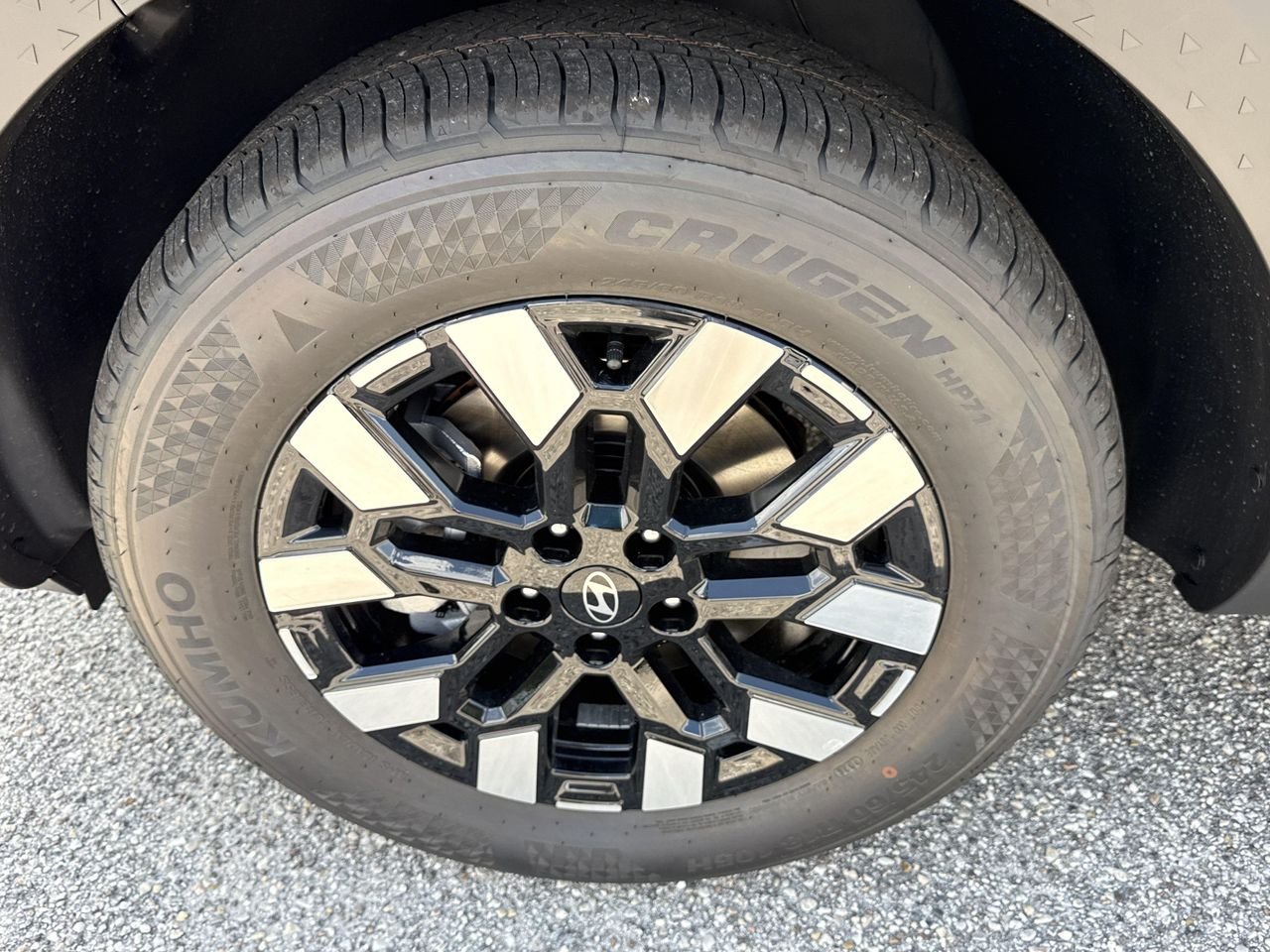 New 2026 Hampton Gray Hyundai SEL AWD image 9