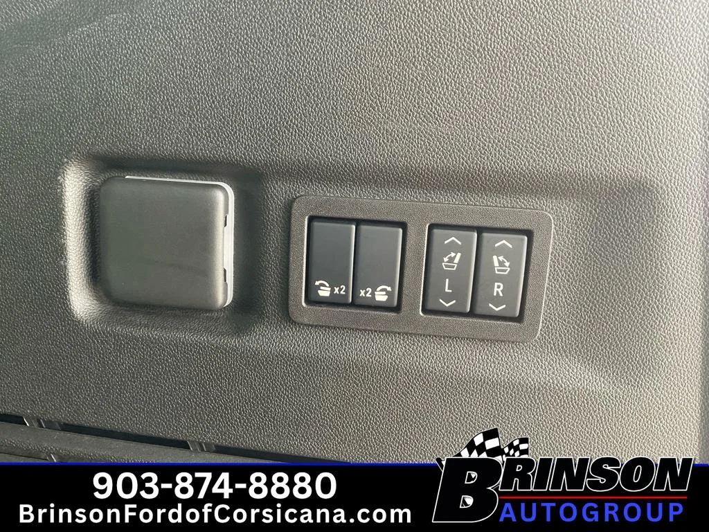 Used 2024 Iridescent Pearl Tricoat Chevrolet High Country image 14