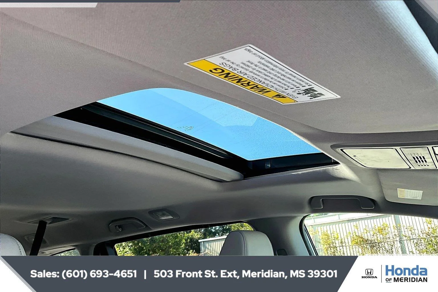 Used 2019 Lunar Silver Metallic Honda EX-L image 16