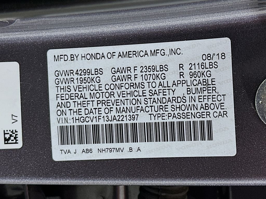 Used 2018 Lunar Silver Metallic Honda LX image 28