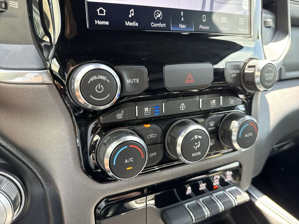 Used 2022 Diamond Black Ram Laramie image 52