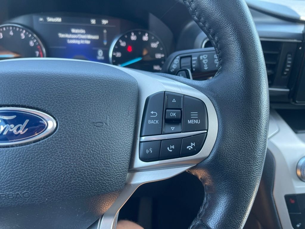 Used 2021 Silver Ford XLT image 17