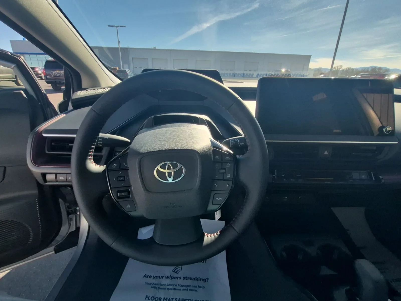 2026 Toyota Prius Plug-in Hybrid XSE - Photo 14