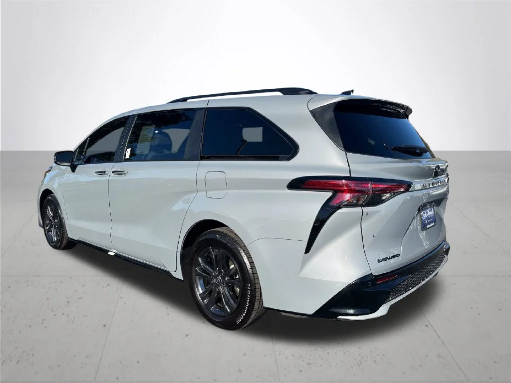 Certified Used 2026  Toyota XSE image 10