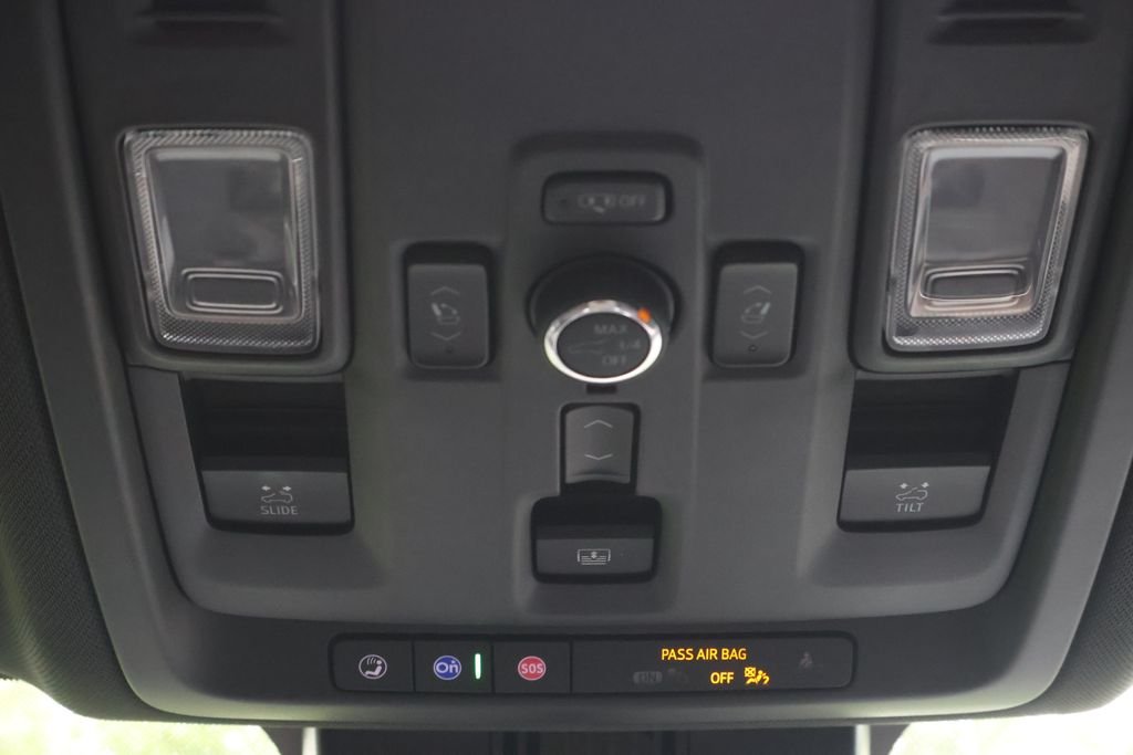 Used 2025 Black Chevrolet High Country image 27