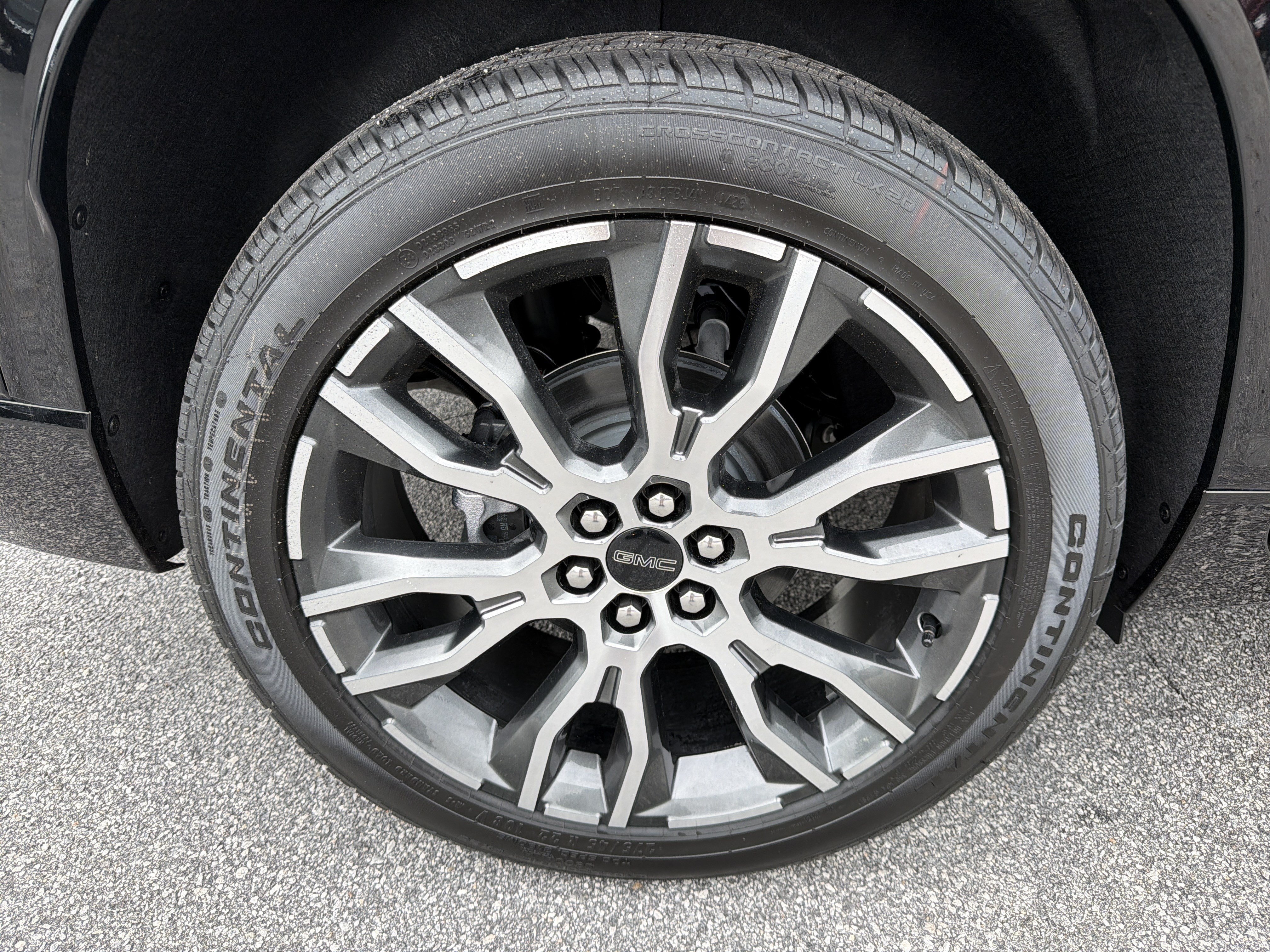 2026 GMC Acadia Denali Ultimate - Photo 17