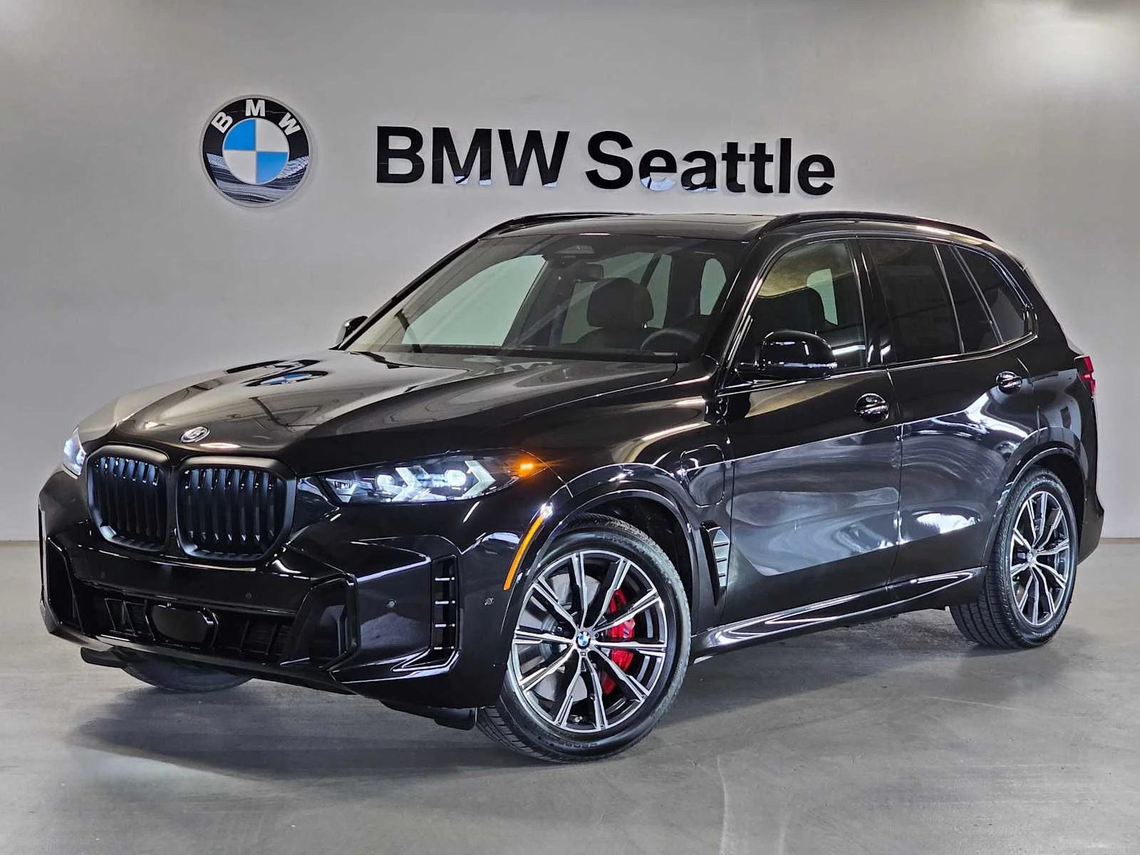 2026 BMW X5 xDrive50e's photo