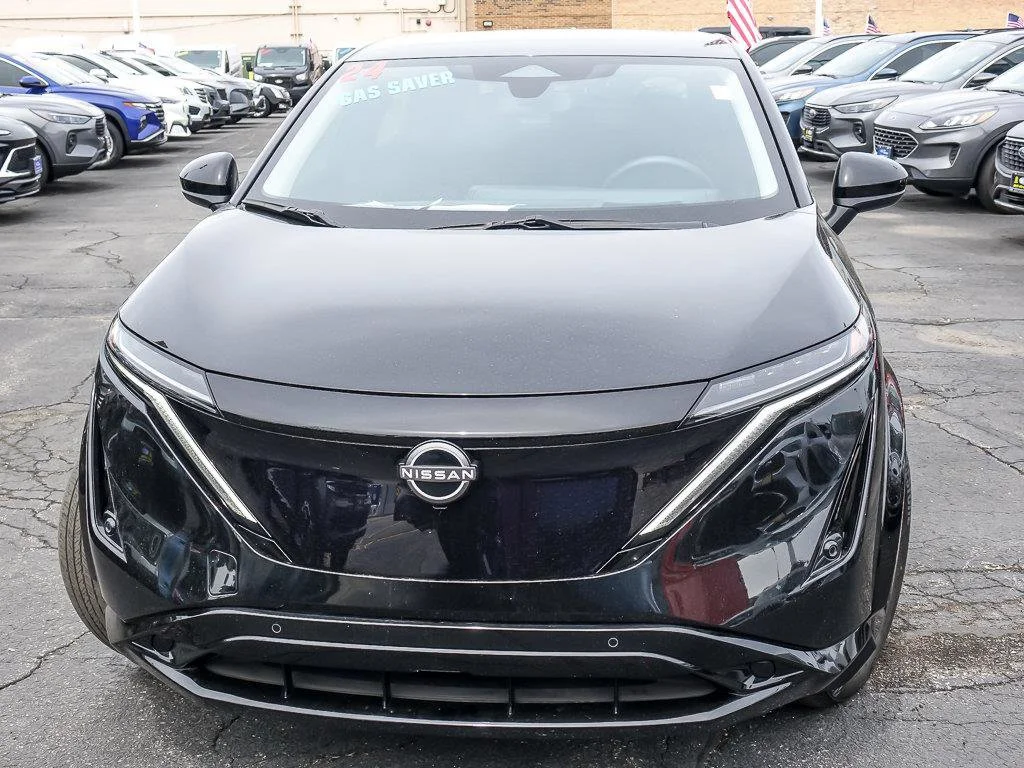 Used 2024 Black Diamond Pearl Nissan ENGAGE image 4