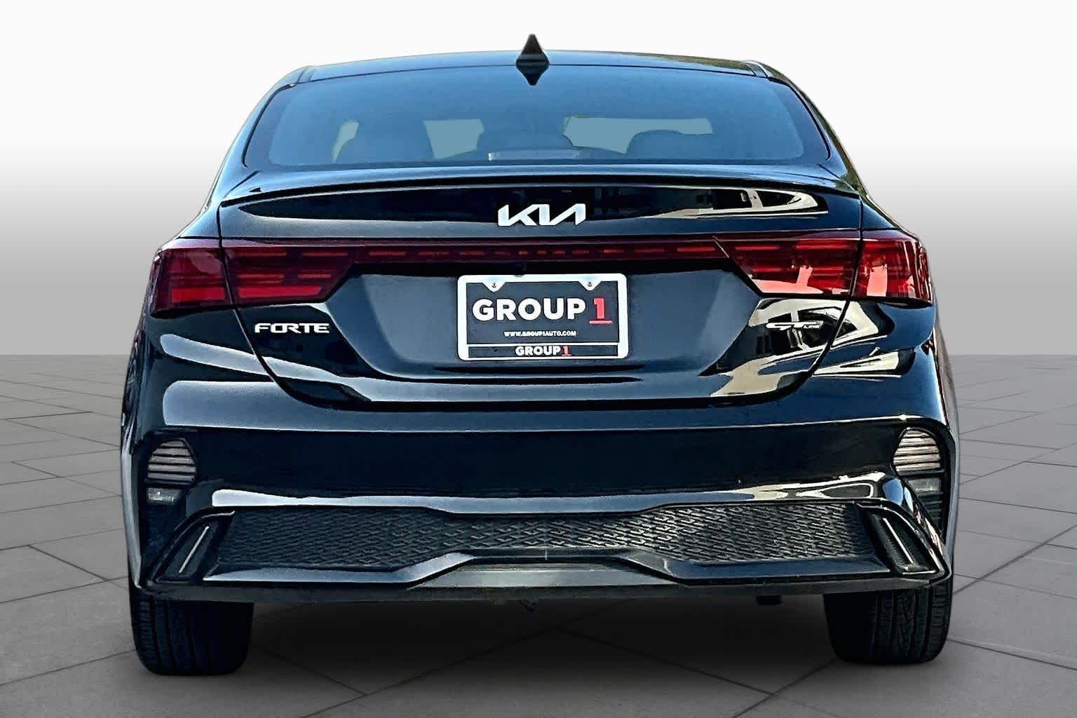 Pre-Owned 2022 Kia Forte GT-Line