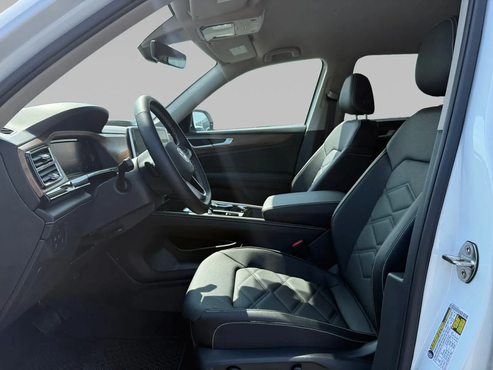2026 Volkswagen Atlas SE w/Tech - Photo 11