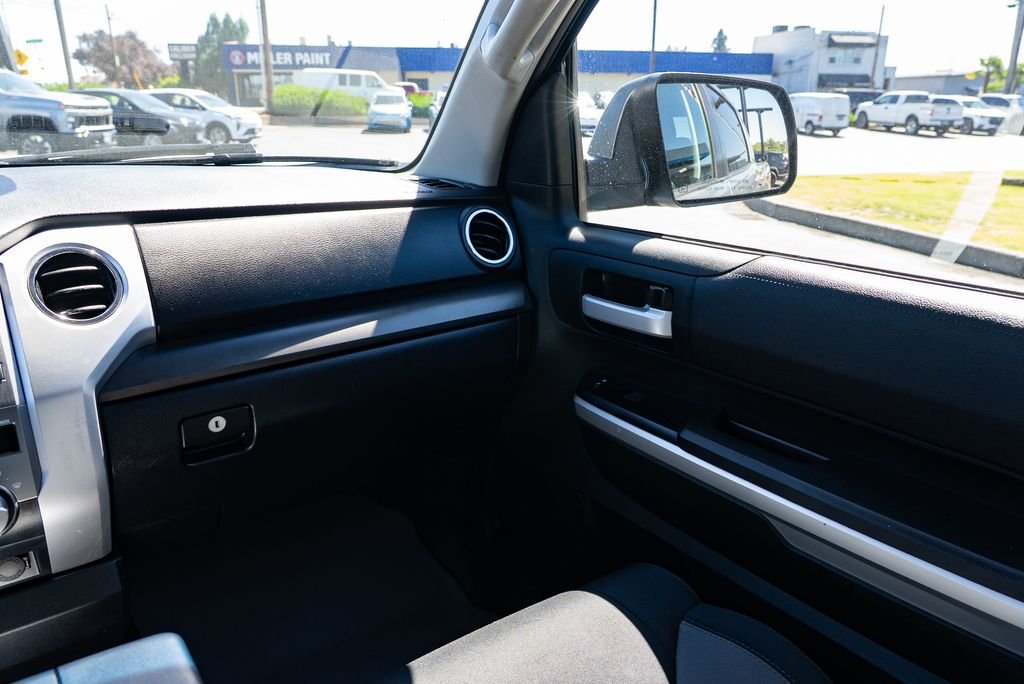 Used 2017 Silver Sky Metallic Toyota SR5 image 11