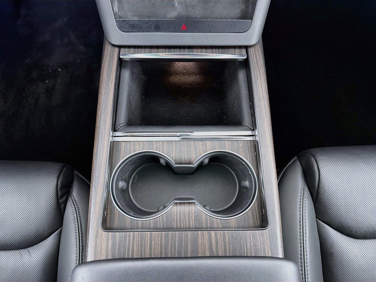 Used 2023  Tesla  image 16