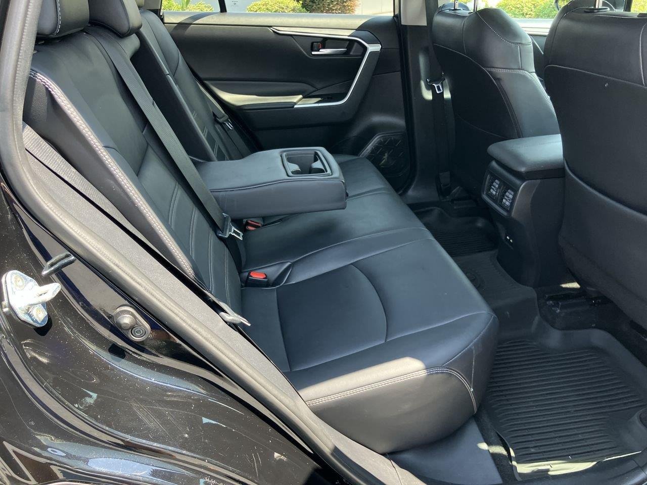 Used 2021 Black (Midnight Black Metallic) Toyota XLE Premium AWD image 30