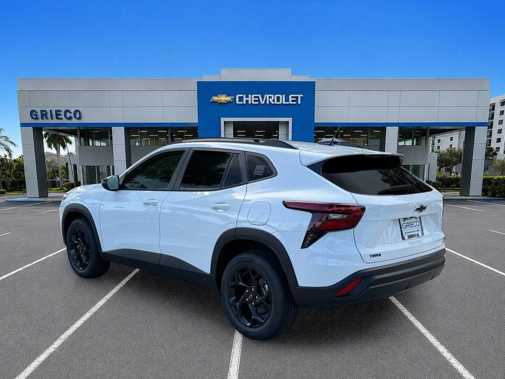 New 2026 Summit White Chevrolet LT image 5