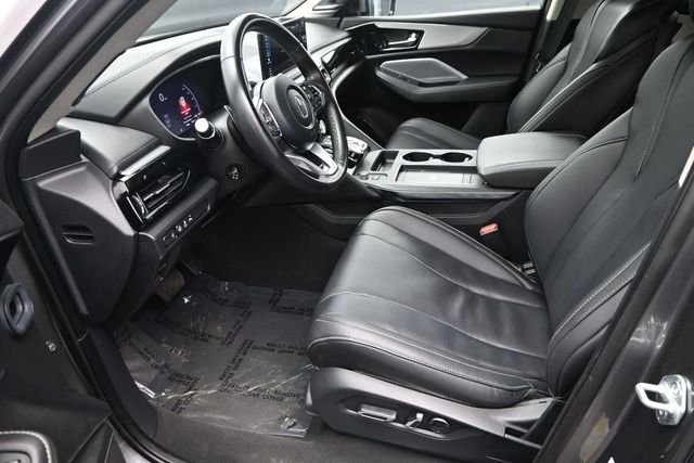 Used 2025  Acura Technology Package image 17