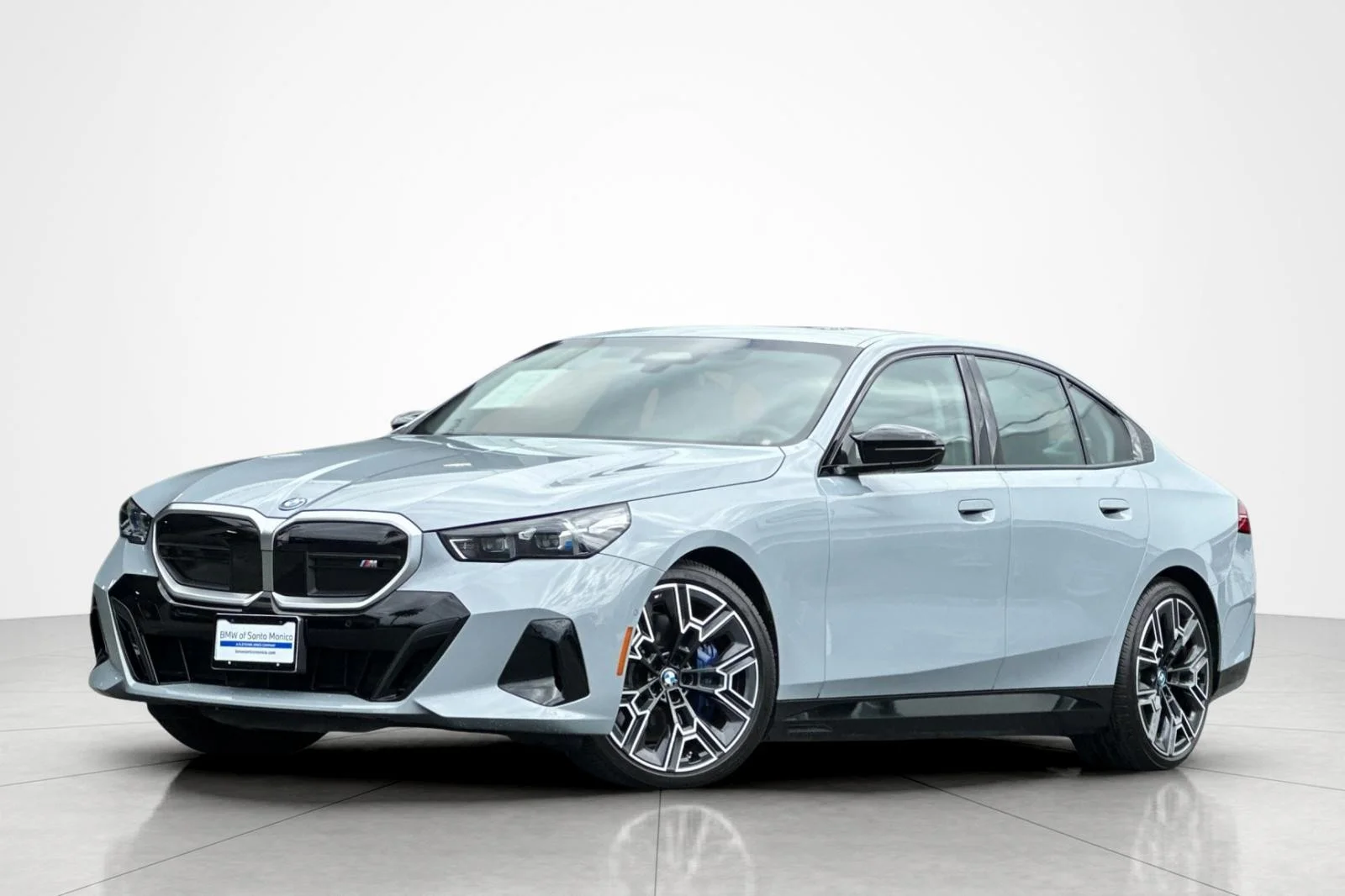 2025 BMW i5 M60 xDrive Sedan's photo