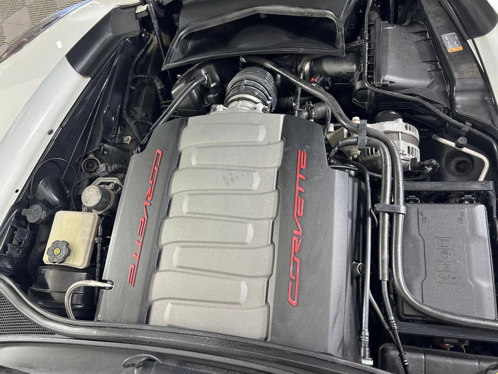 Used 2014 ARCTIC WHITE Chevrolet Z51 3LT image 23