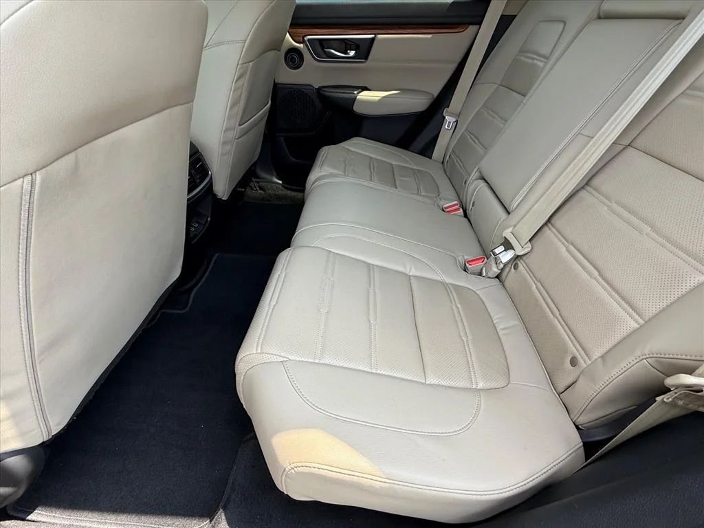 Used 2017 Gold Honda Touring image 11
