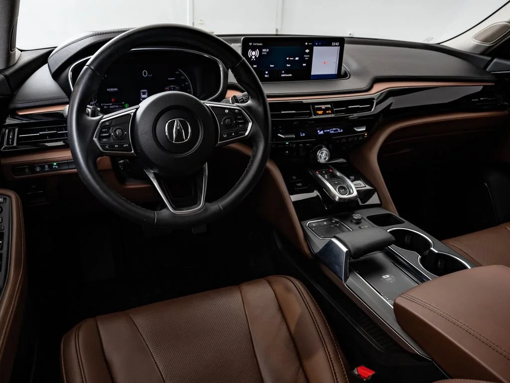 Certified Used 2024 Liquid Carbon Metallic Acura Technology image 4