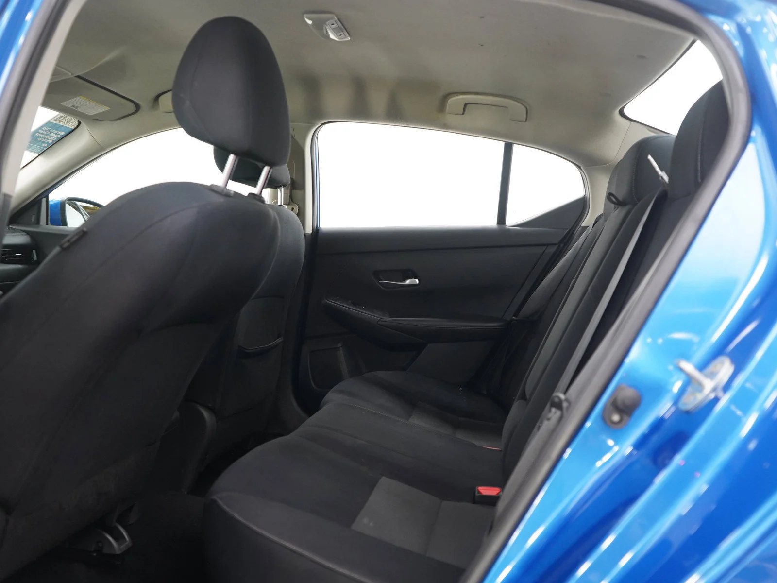 Used 2021 Blue Nissan SV image 15