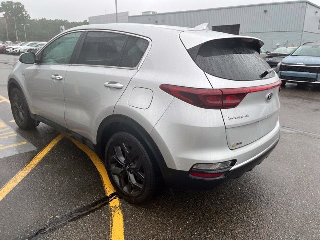Used 2022 Sparkling Silver Kia LX image 5